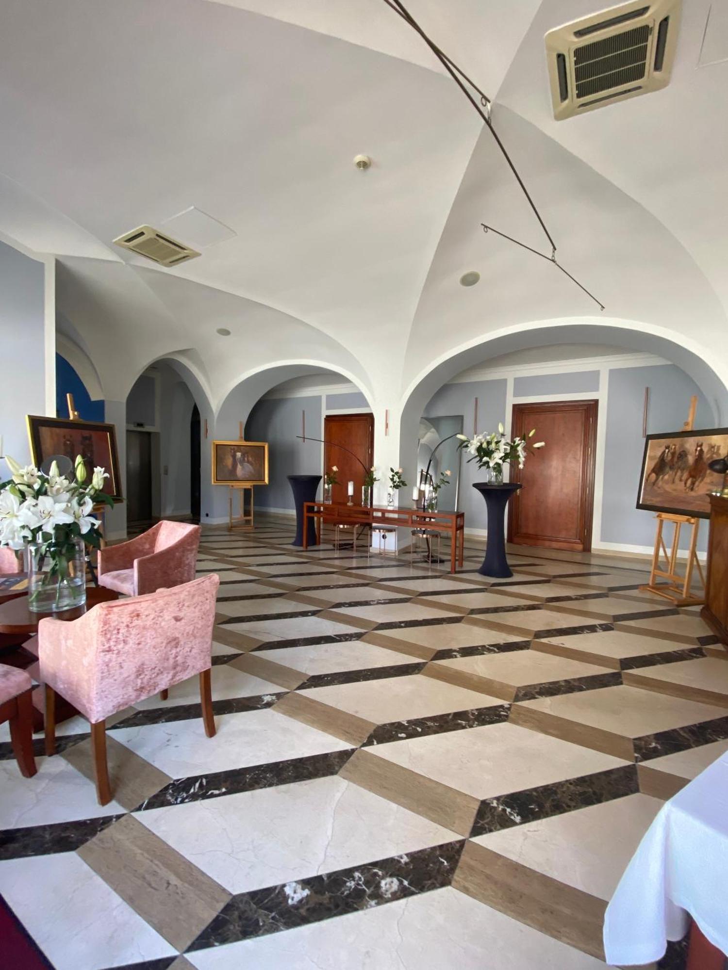 Hotel Rejs Устка Экстерьер фото
